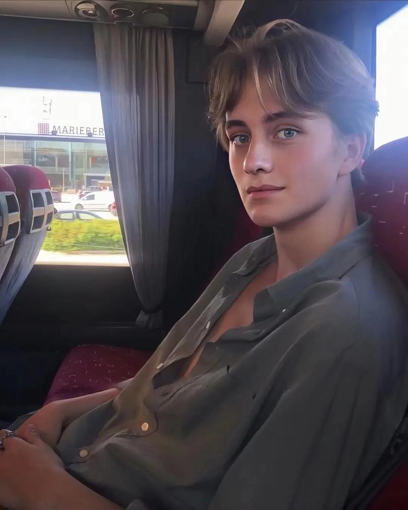 6686体育金牌作者Clement