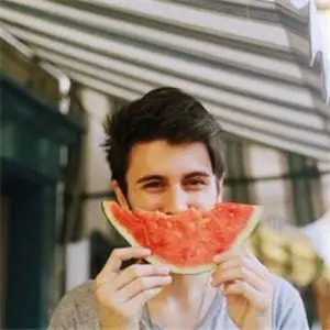 6686体育合作伙伴Ernest