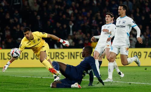 Paris Saint Germain đấu với Marseille
