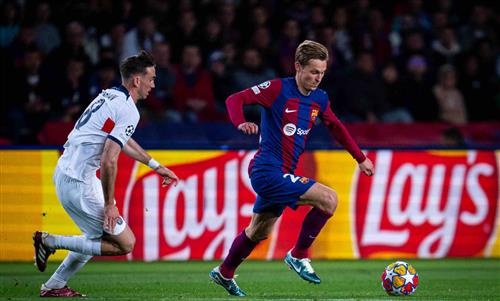 Barcelona đấu với Paris Saint Germain