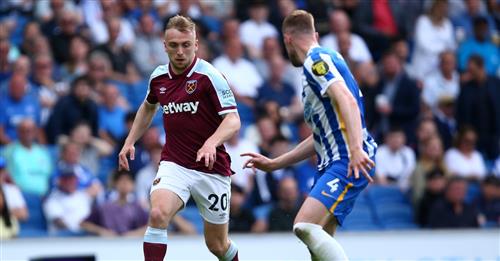Brighton đấu với West Ham United