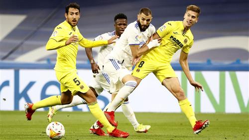 Villarreal đấu với Real Madrid