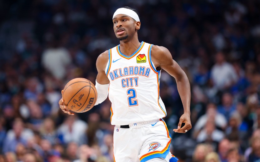 Hiệu suất toàn diện! Alexander đóng góp 9 điểm, 5 kiến tạo và 2 lần đánh chặn trong hiệp một.