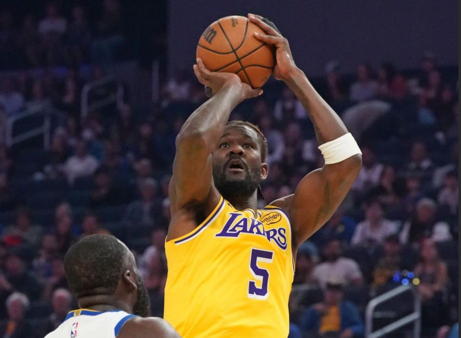 Hai sư phụ thay phiên nhau đút thức ăn cho nhau! Reeves và Doncic kết hợp để tạo ra 52 pha kiến tạo cho Ayton