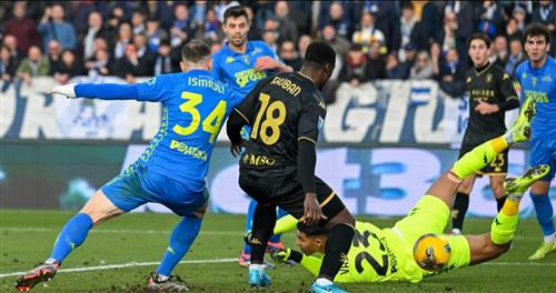 Empoli đấu với Genoa