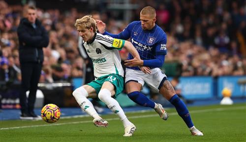 Thị trấn Ipswich vs Newcastle United