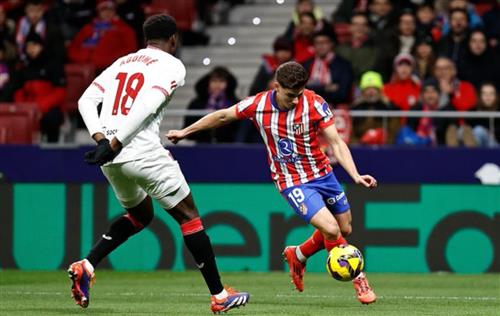 Atletico Madrid đấu với Sevilla