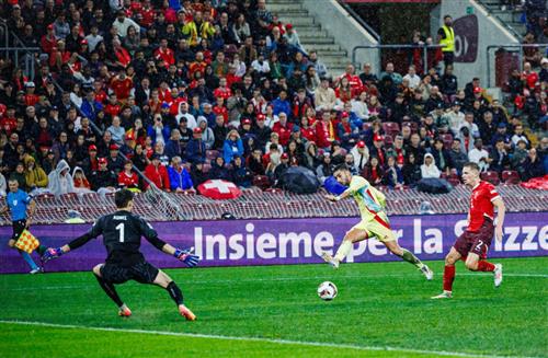 Thụy Sĩ vs Tây Ban Nha