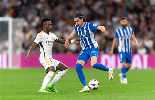 Real Madrid đấu với Alaves