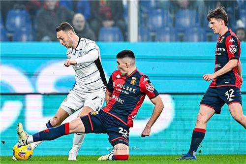 Genoa đấu với Atalanta
