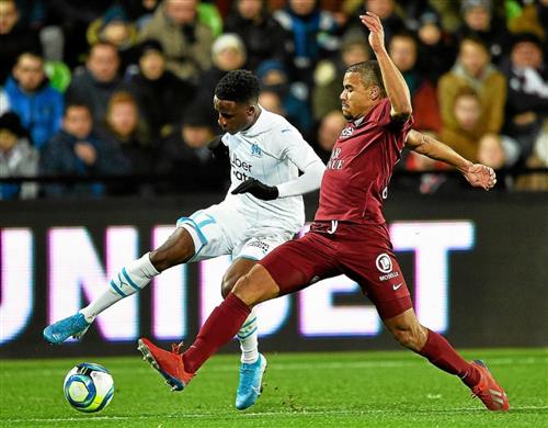 Metz đấu với Marseille