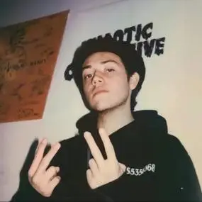 6686体育海外作者Charlie