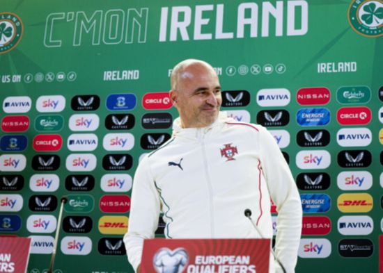 Martinez: Hàng phòng ngự của Ireland rất tốt, tôi lo lắng hơn về việc đội có thể giành chiến thắng và vượt qua vòng loại hay không